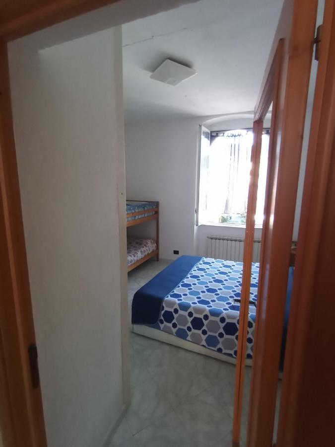 Apartamento Casa Albarosa, 10 Min Walk Train Station, Free Parking. La Spezia Exterior foto